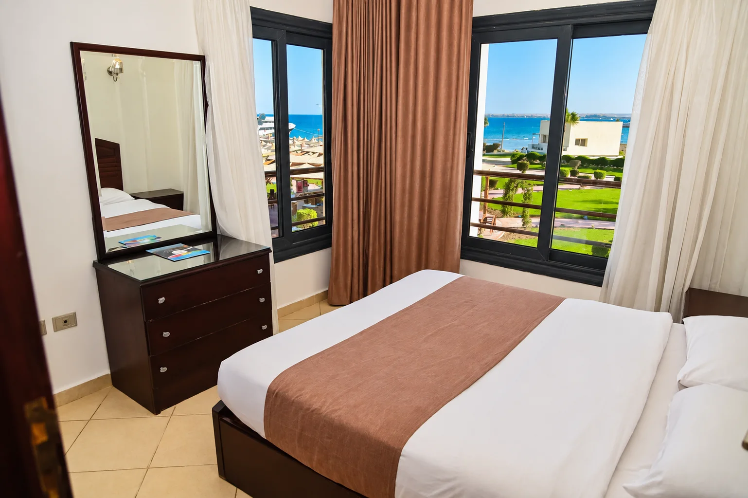 Family Suite bedroom