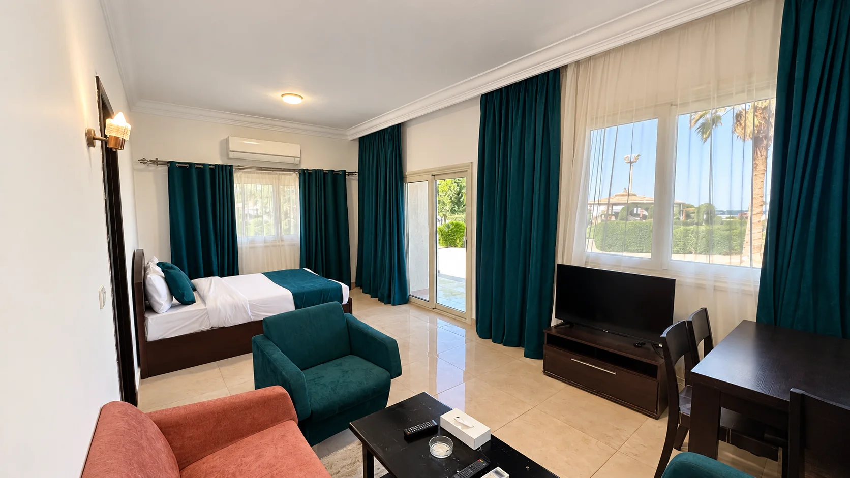 Junior Suite room and living area